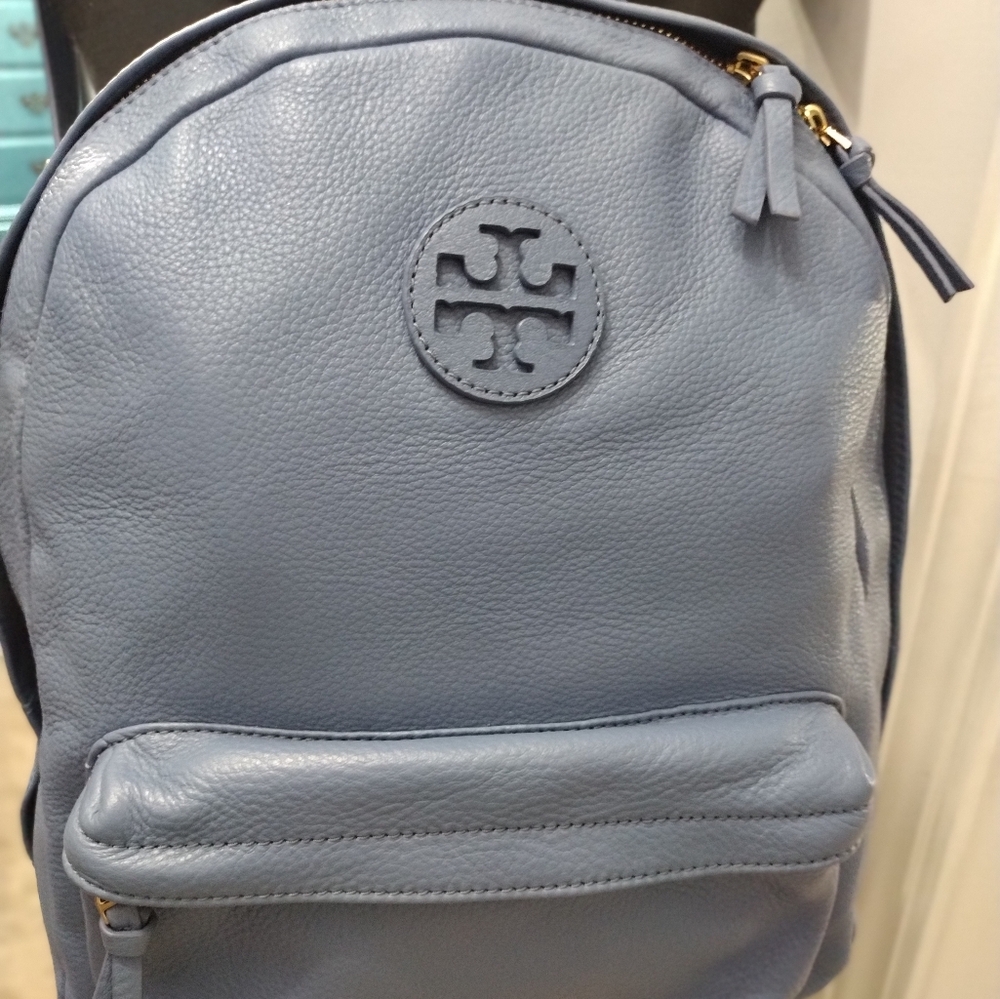 Authentic Tory Burch - Picture 5 of 6